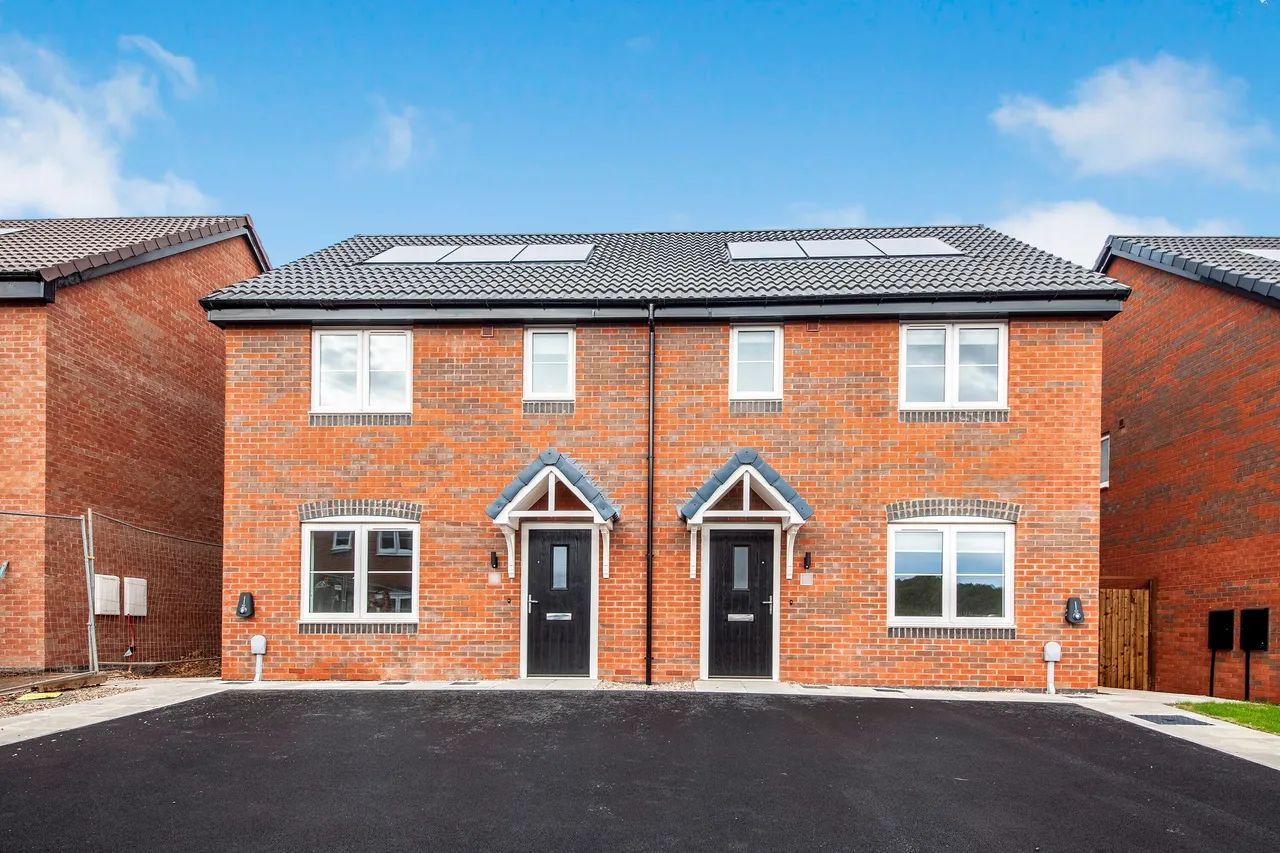 Bluebell Way, Shepshed, LOUGHBOROUGH, photo 2
