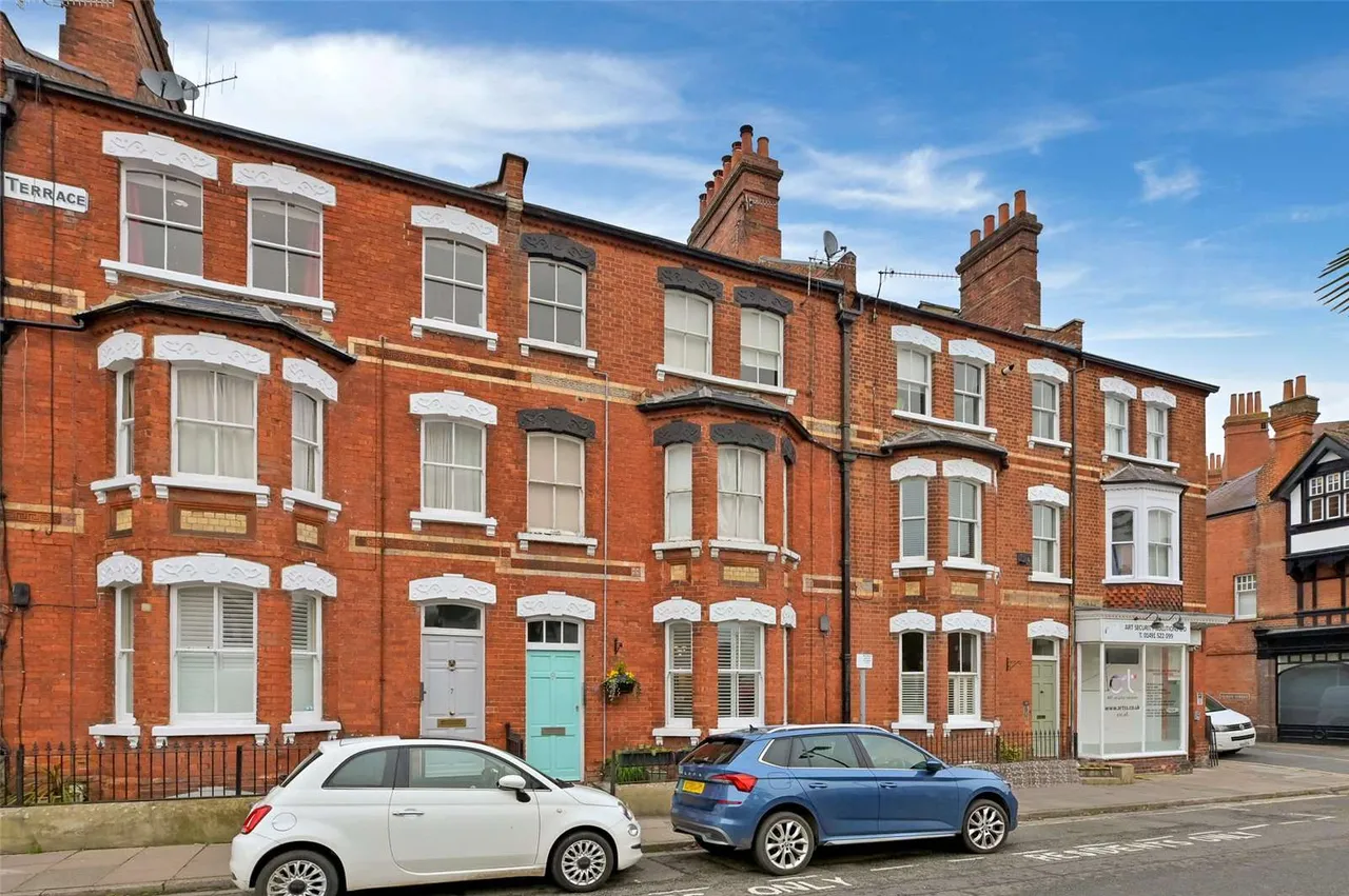Station Road, Henley-on-Thames, Oxfordshire, RG9 1AT, photo 2