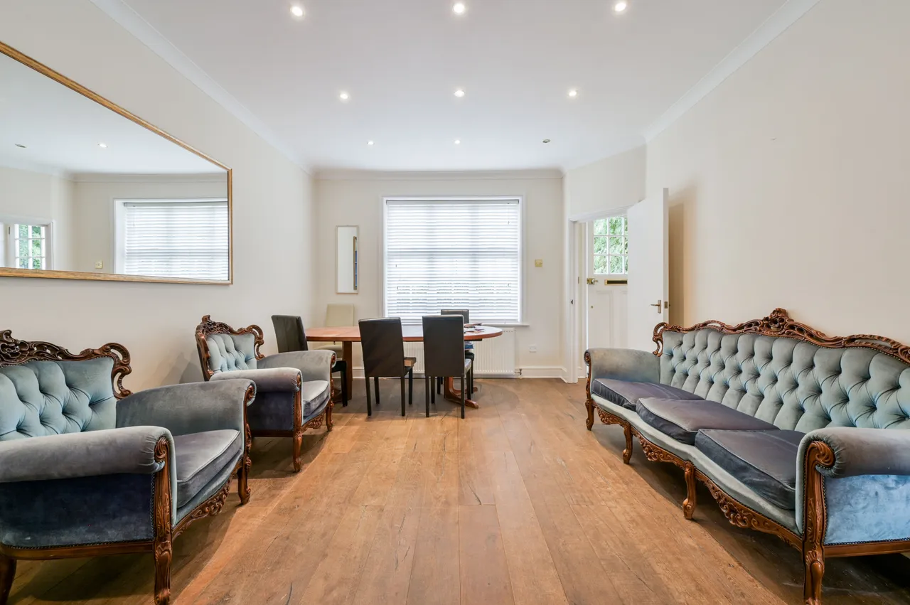 57 Fowlers Walk, London, photo 3