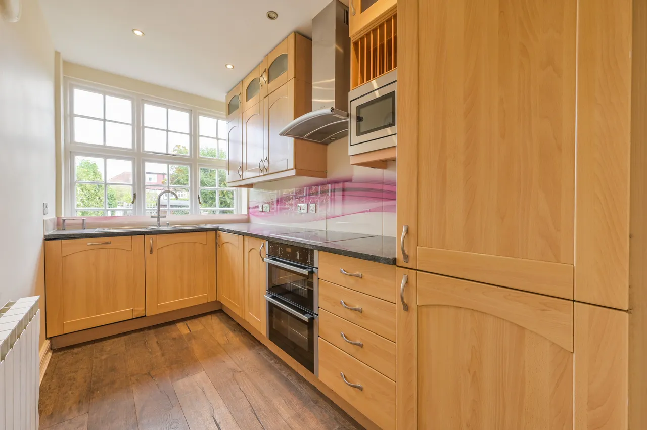 57 Fowlers Walk, London, photo 4