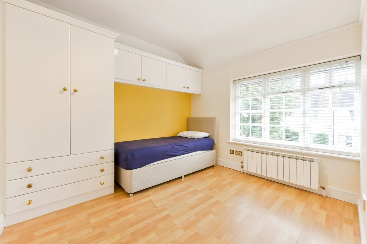 57 Fowlers Walk, London, photo 5