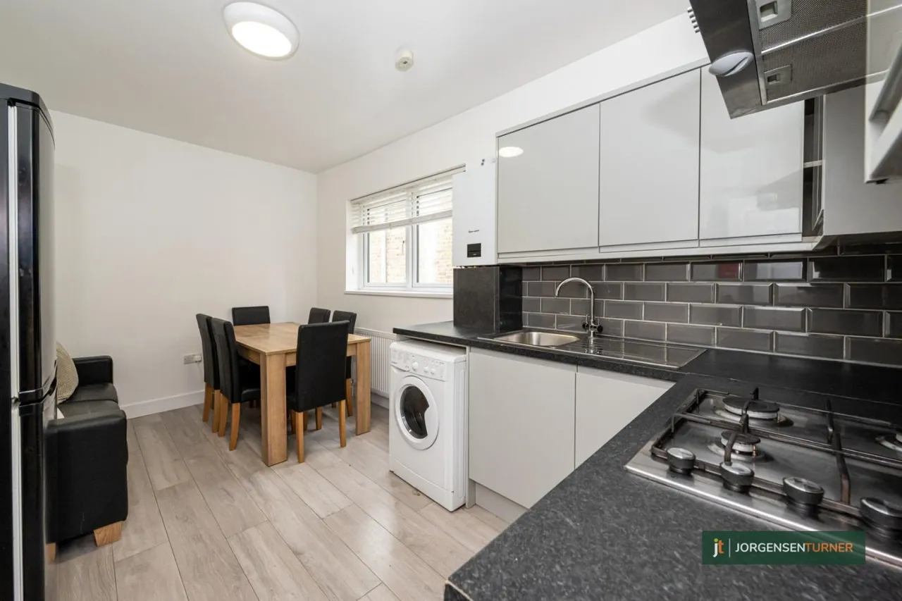 2 bed flat to rent — Malvern Road, North Maida Vale, NW6