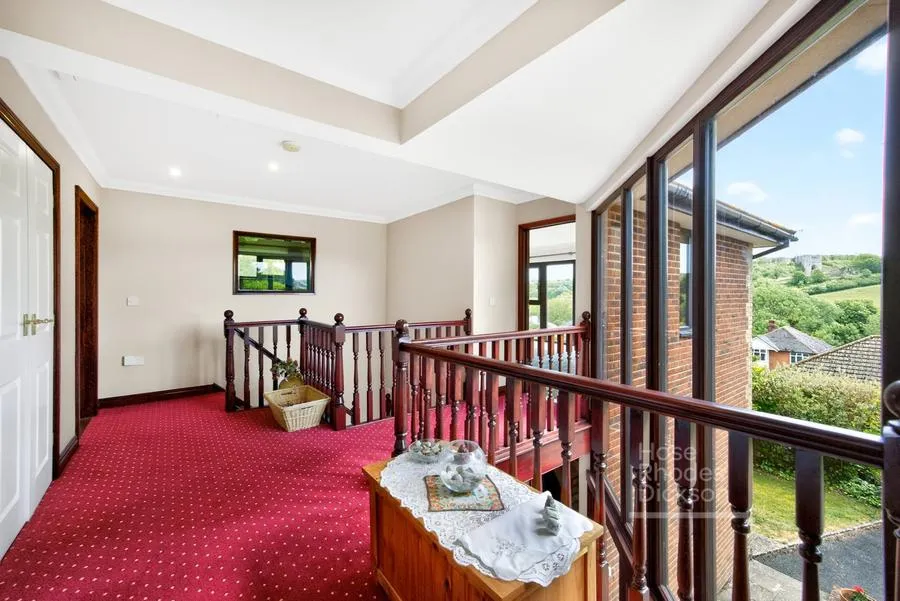 Clatterford Road, Newport, PO30, photo 16