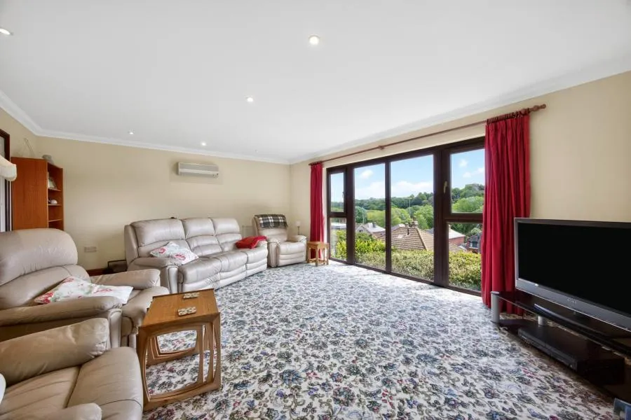 Clatterford Road, Newport, PO30, photo 6