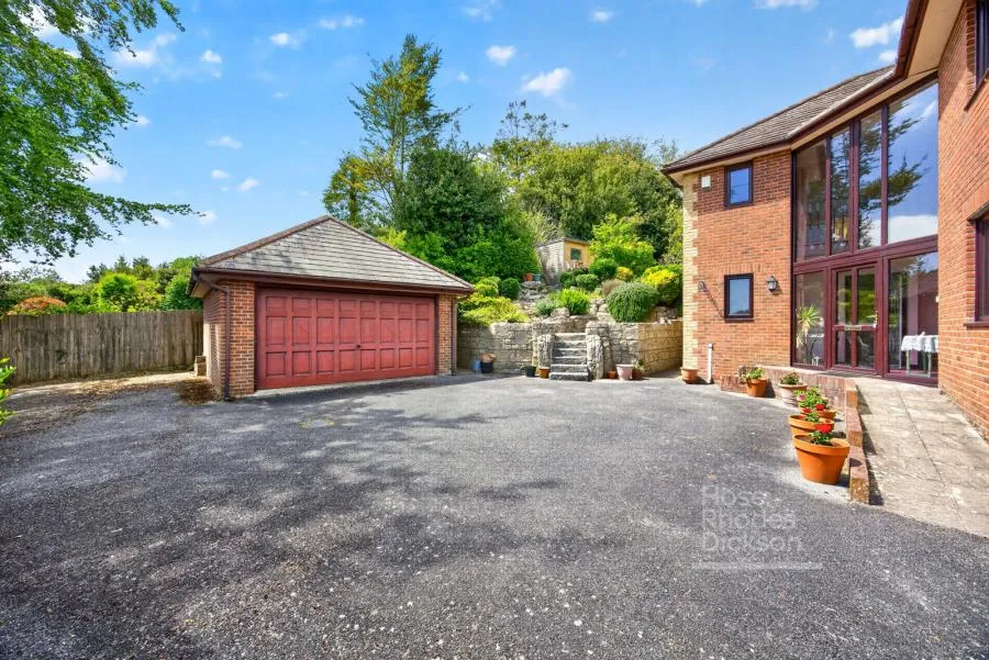 Clatterford Road, Newport, PO30, photo 19