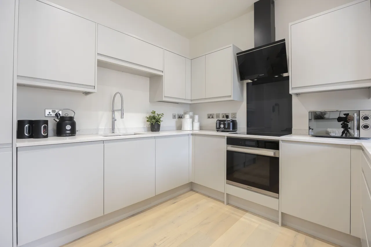 Carlton Street, Cheltenham, GL52, photo 5