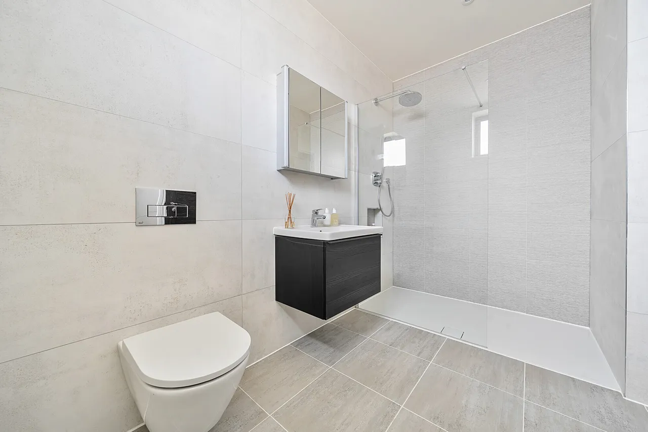 Carlton Street, Cheltenham, GL52, photo 9