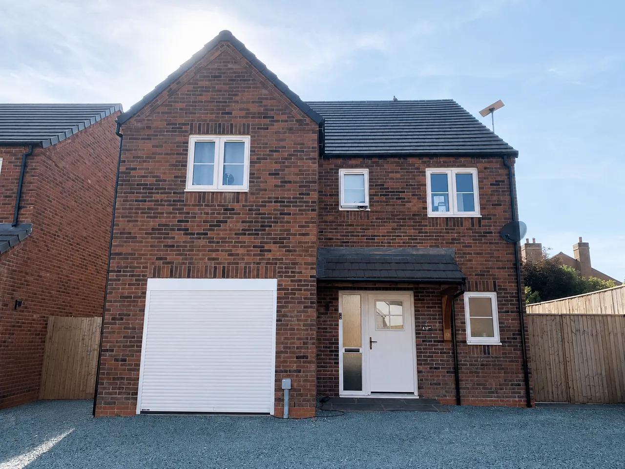 4 bed property to rent — Harvest View, Stafford Road, Woodseaves