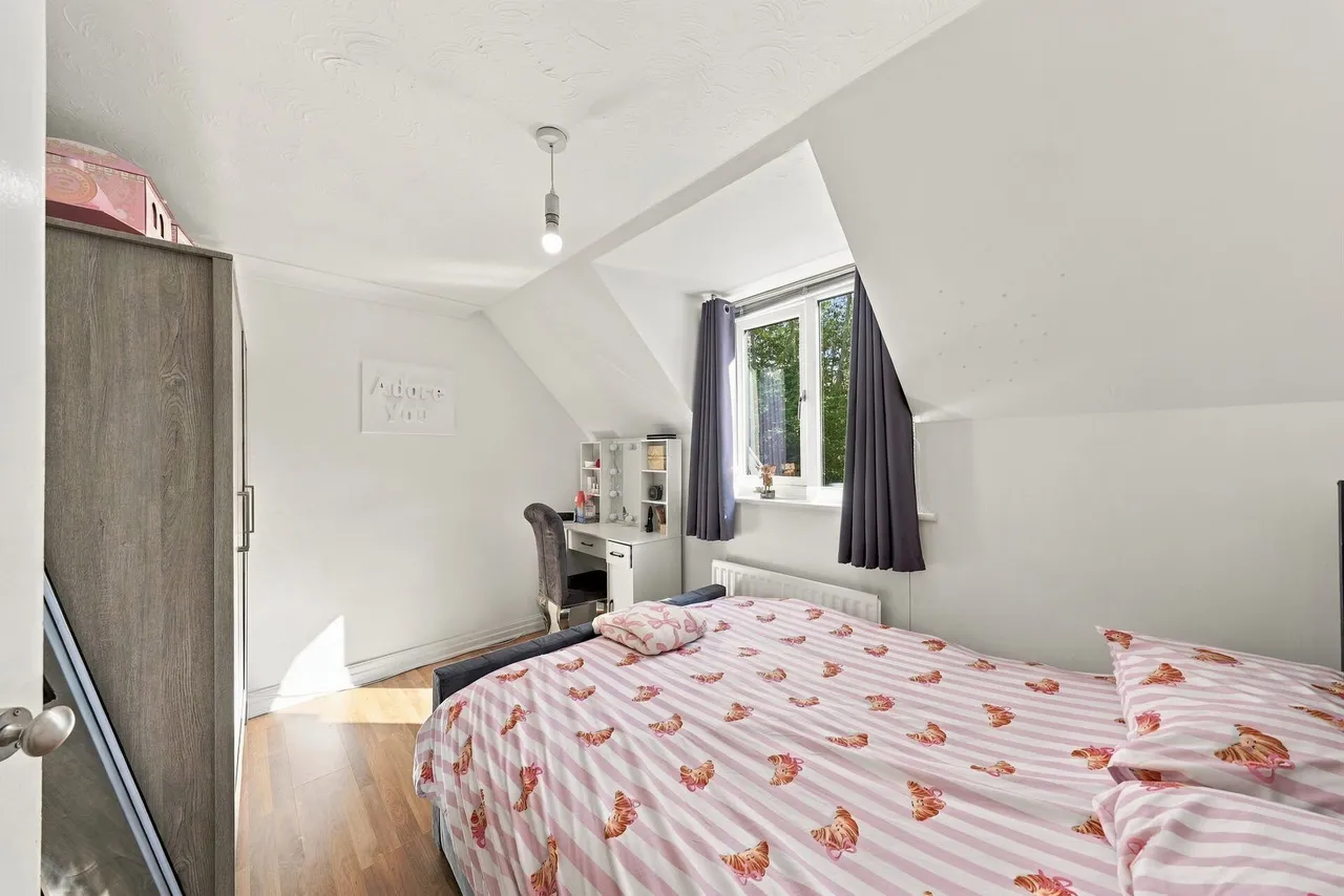 Bellpit Close, Ellenbrook, M28, photo 31