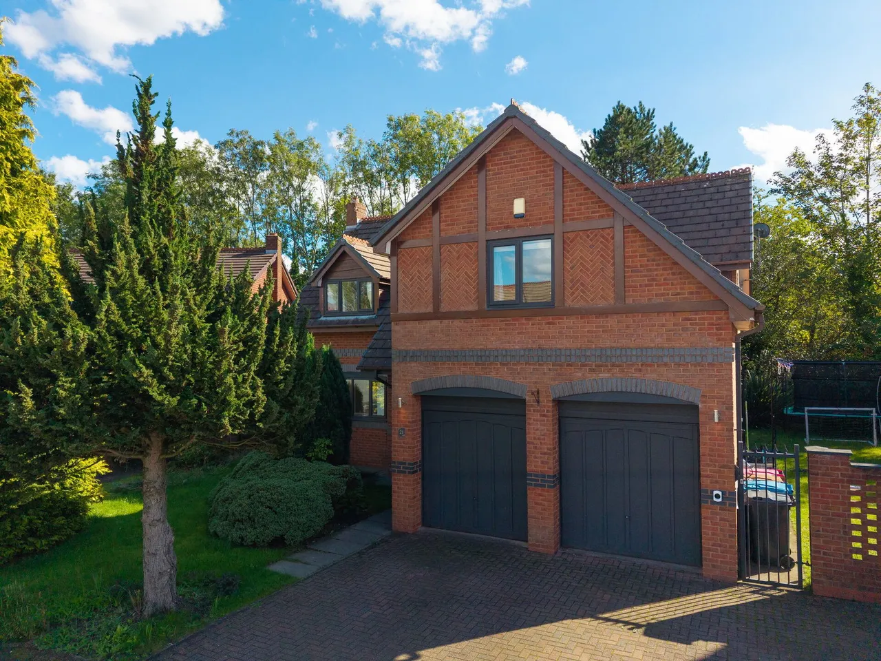 Bellpit Close, Ellenbrook, M28, photo 3