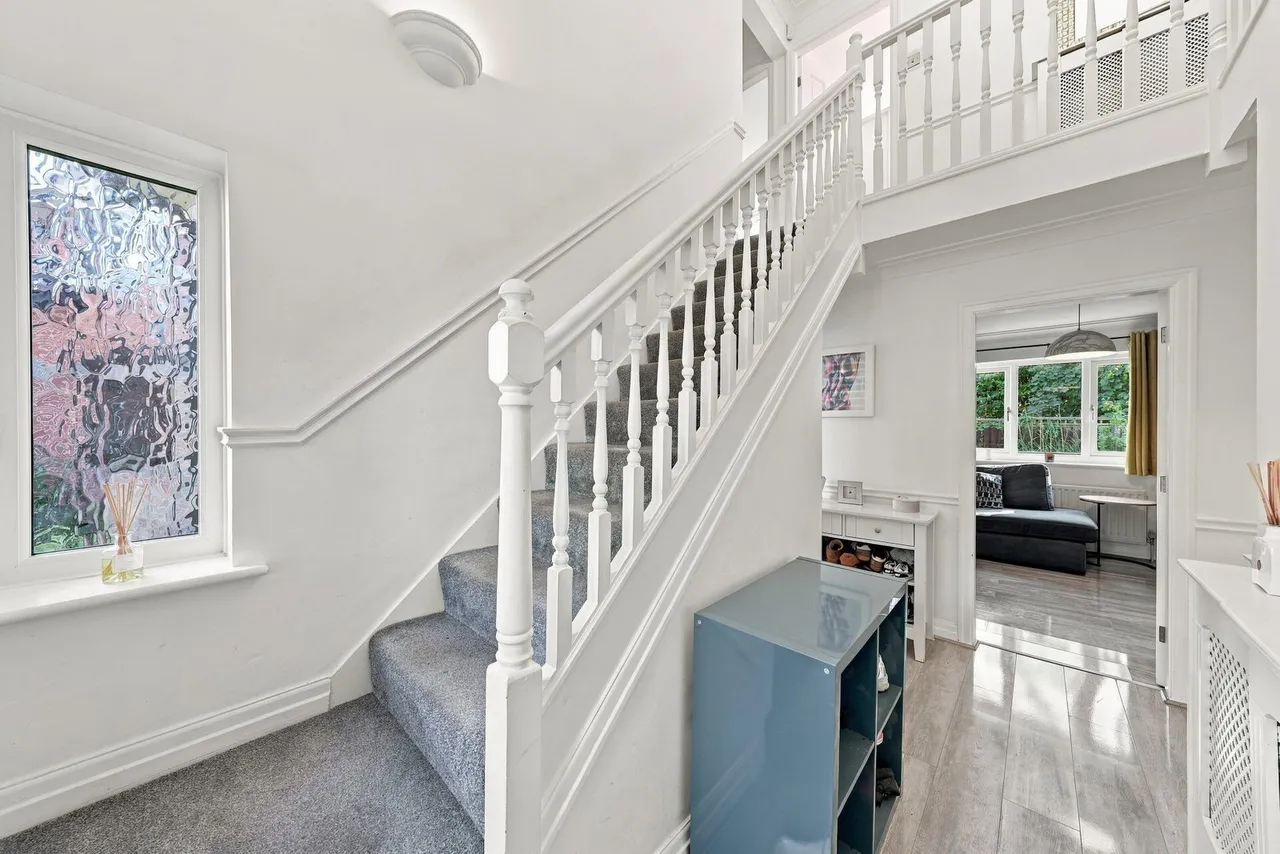 Bellpit Close, Ellenbrook, M28, photo 18