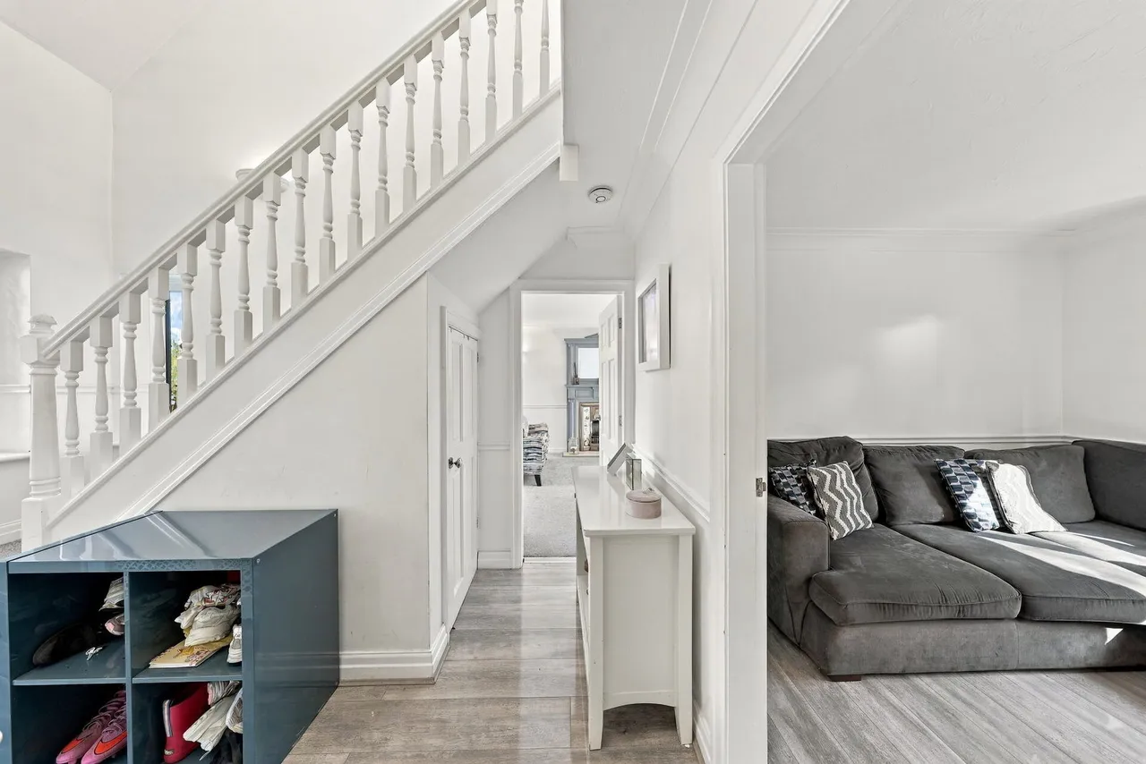 Bellpit Close, Ellenbrook, M28, photo 15