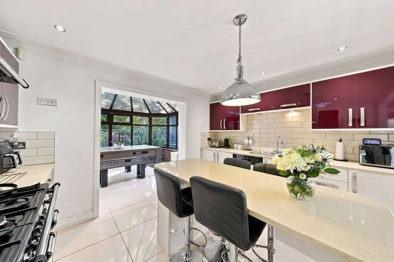 Bellpit Close, Ellenbrook, M28, photo 8