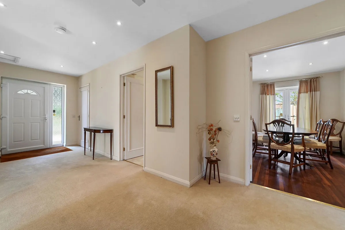 Oak Tree Close, Hollesley, IP12, photo 9