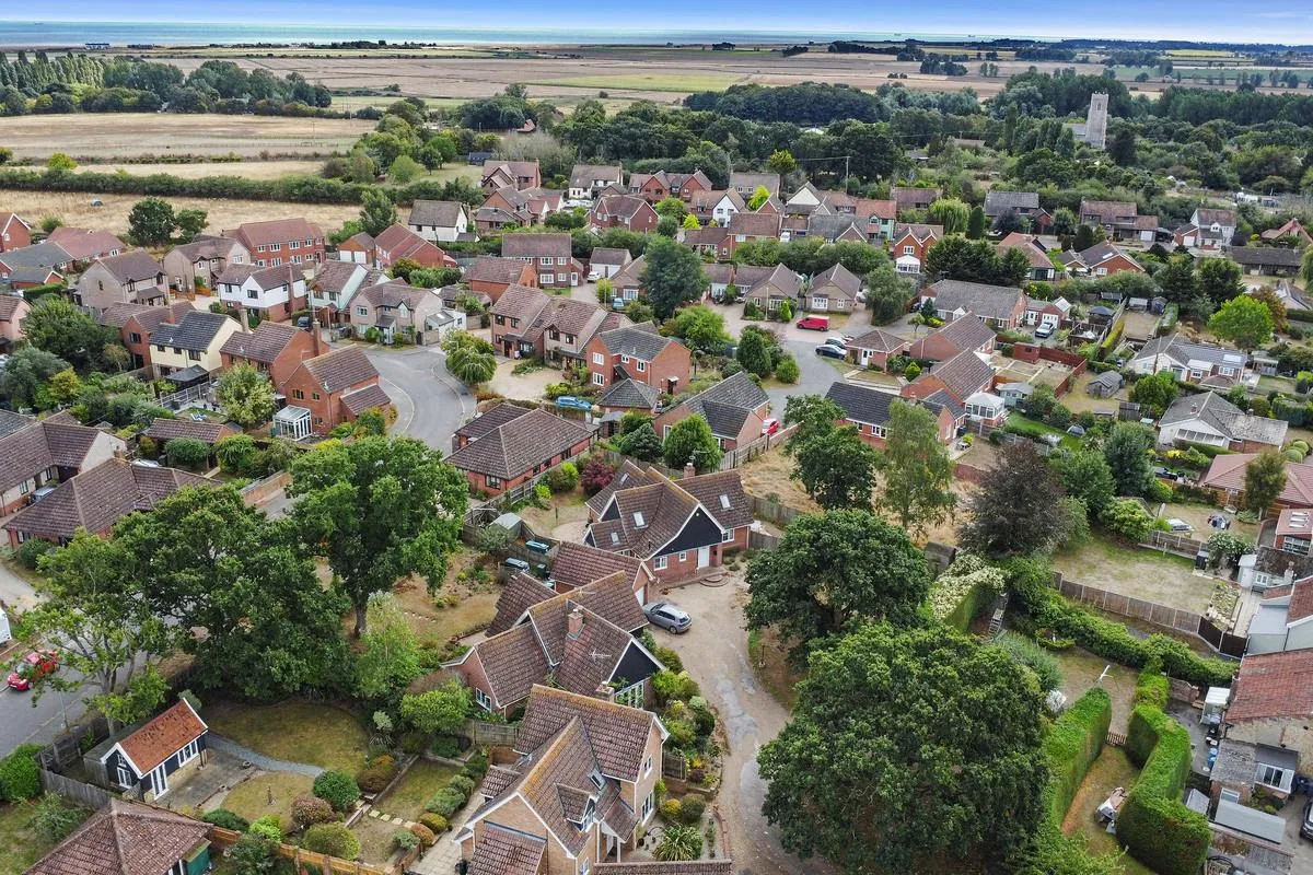Oak Tree Close, Hollesley, IP12, photo 28