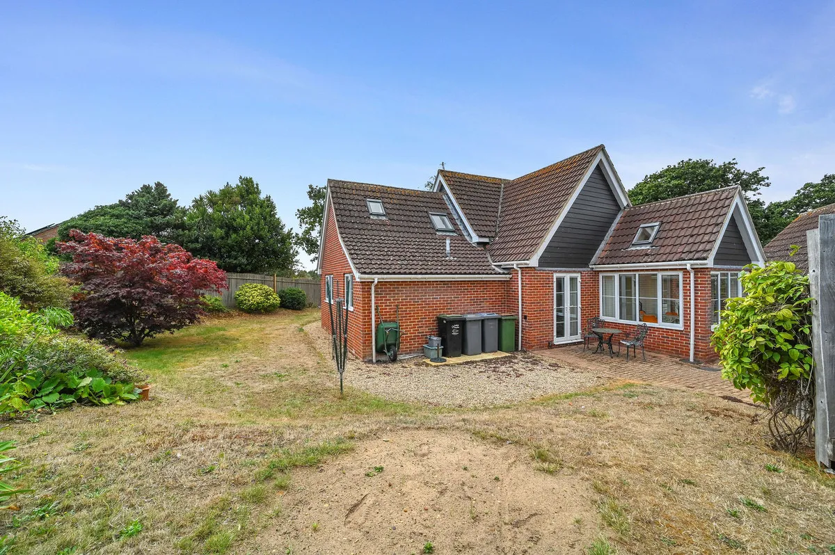 Oak Tree Close, Hollesley, IP12, photo 24