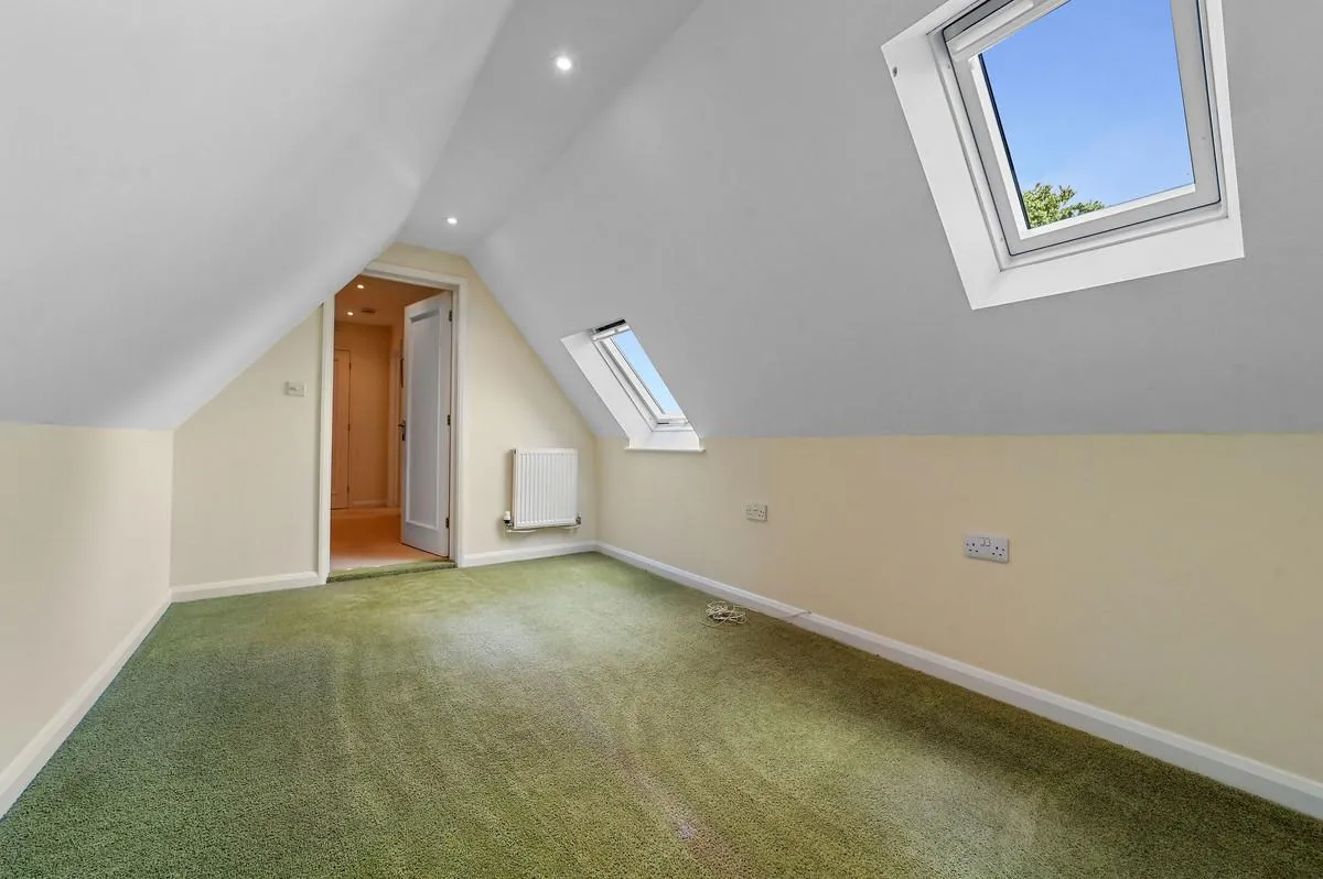 Oak Tree Close, Hollesley, IP12, photo 20