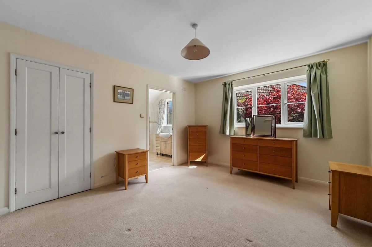 Oak Tree Close, Hollesley, IP12, photo 11