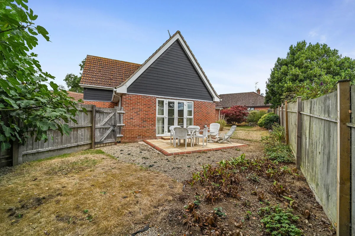 Oak Tree Close, Hollesley, IP12, photo 26