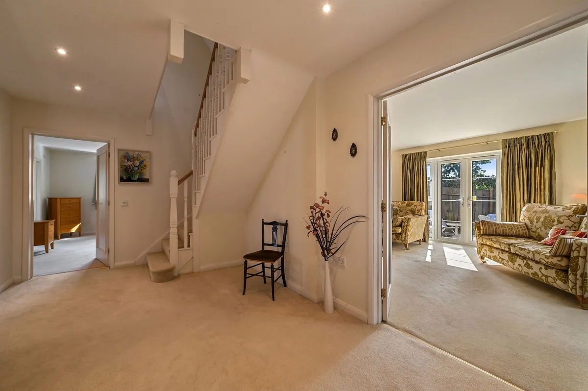 Oak Tree Close, Hollesley, IP12, photo 8