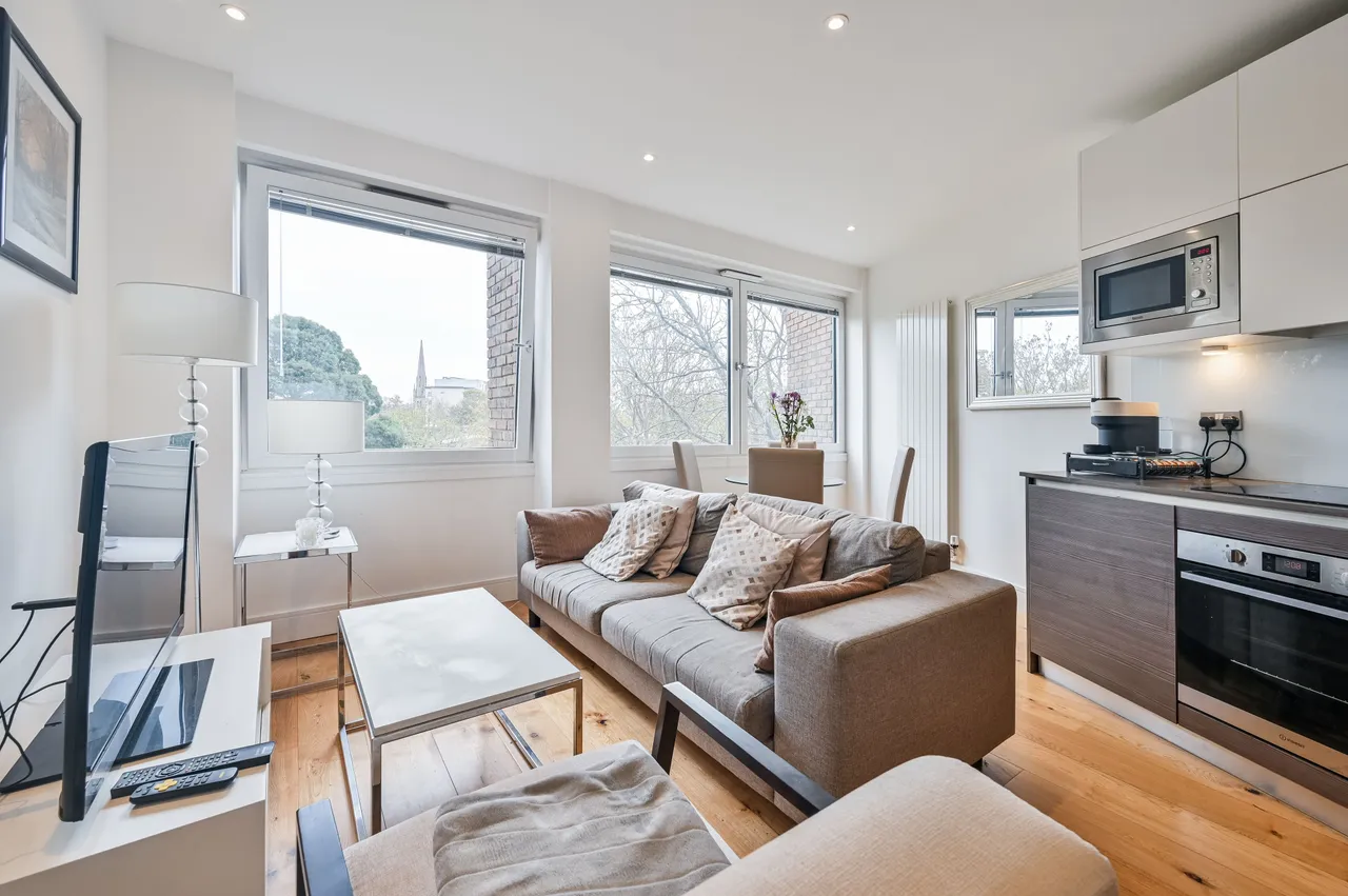 Flat 98, Riverdale House, 68 Molesworth Street, London, photo 7