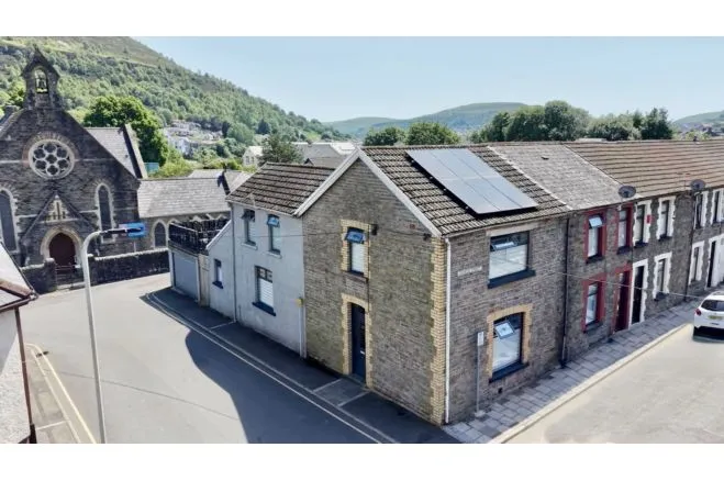 Gilmour Street, Tonypandy, photo 3