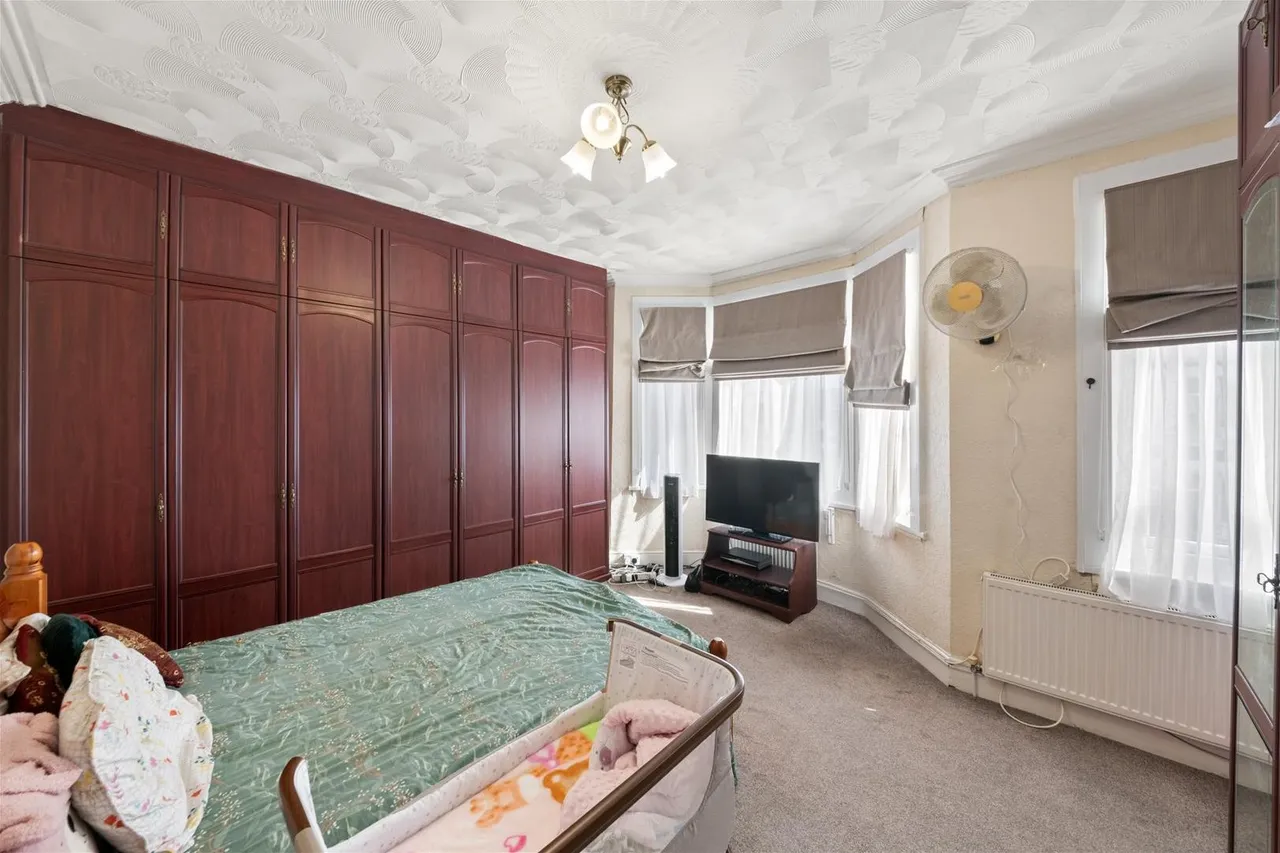 Northcote Avenue, Southall, photo 12