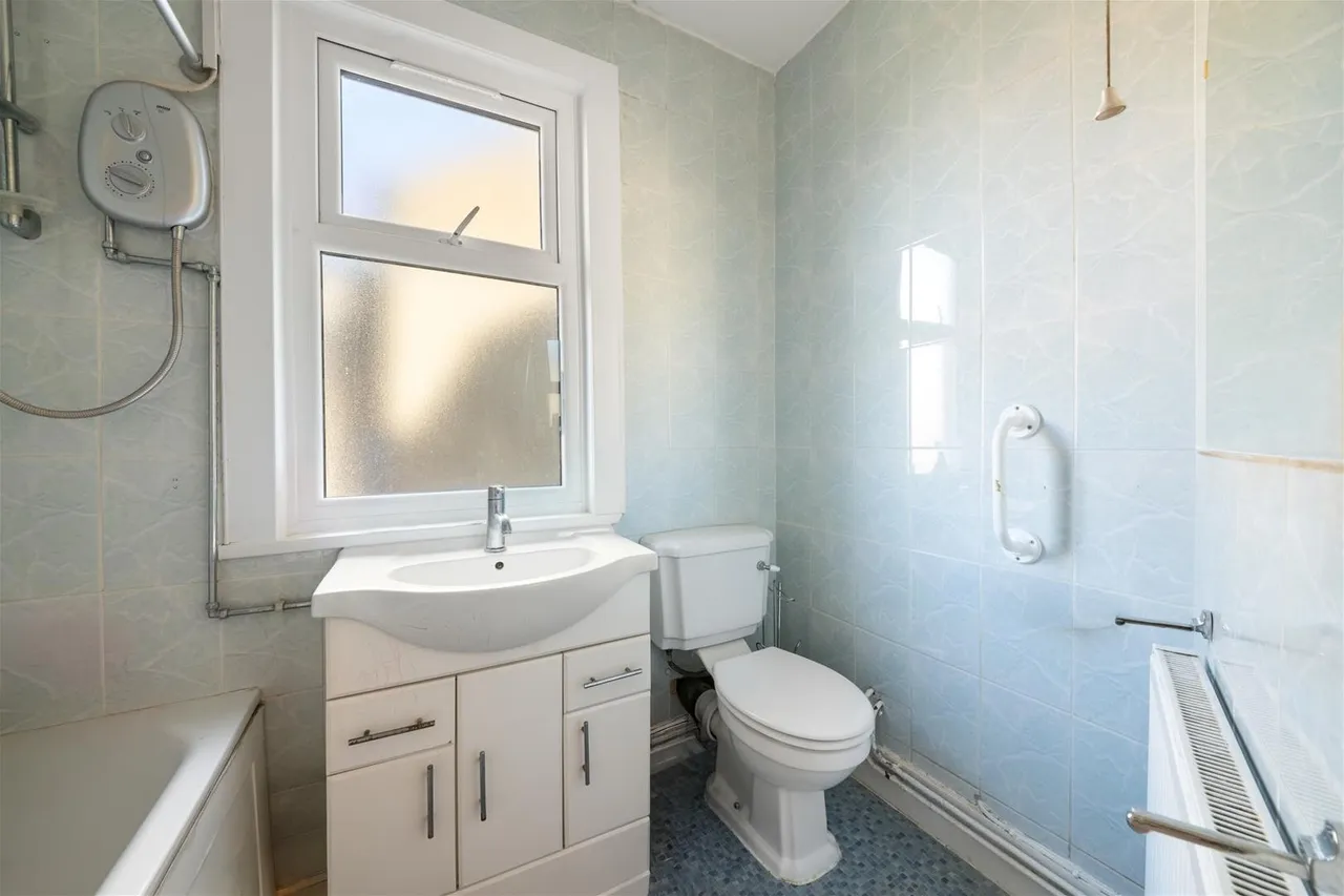 Northcote Avenue, Southall, photo 14