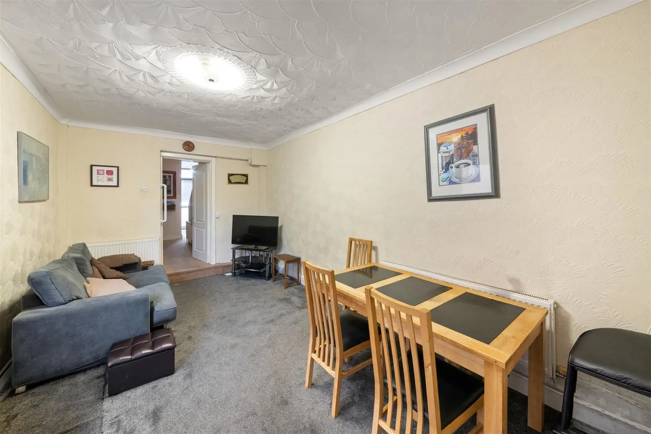 Northcote Avenue, Southall, photo 5