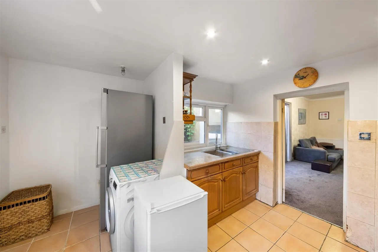 Northcote Avenue, Southall, photo 6