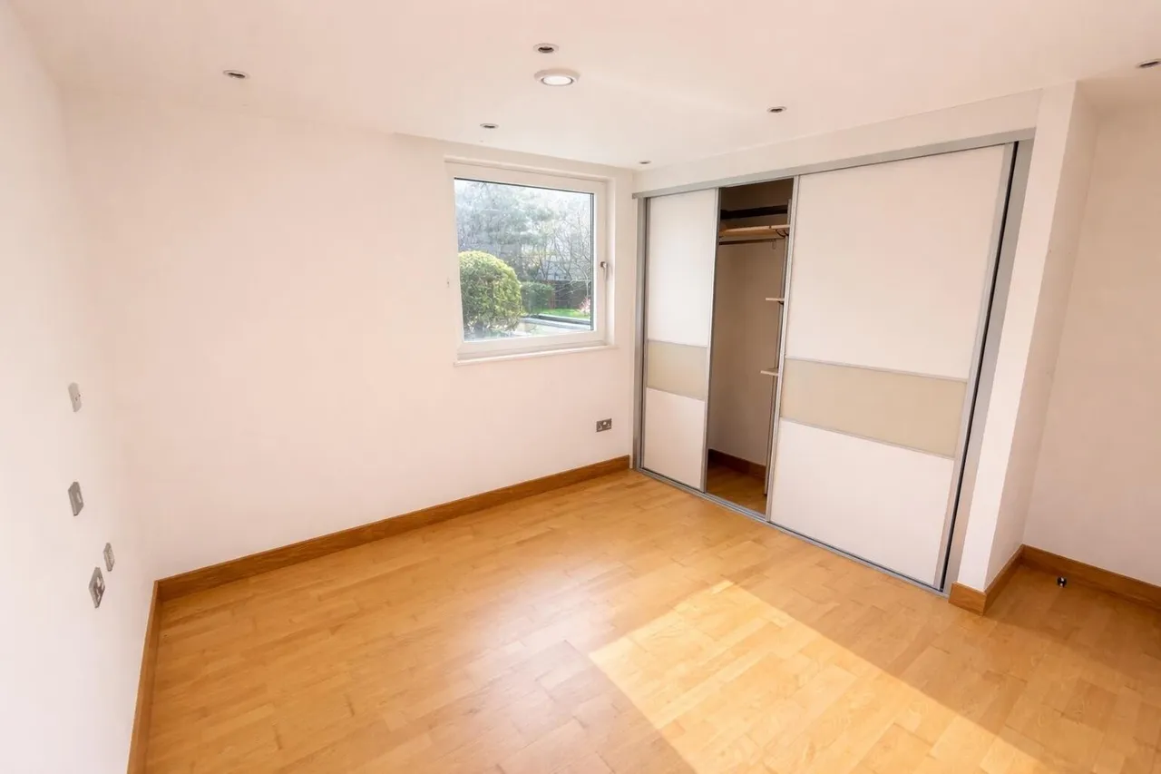 Pier Road, Gillingham, photo 15
