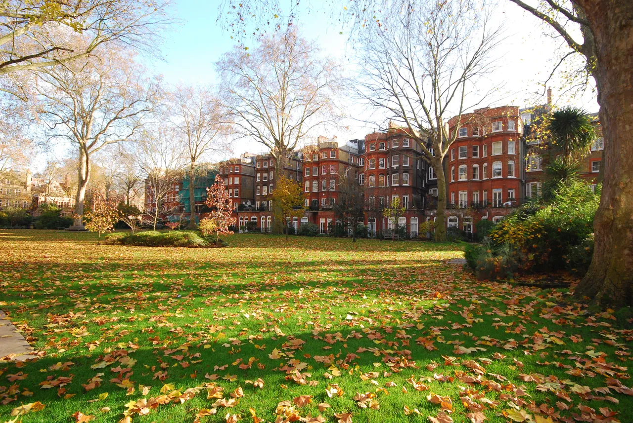 Flat 2, 5-6 Bramham Gardens, London, photo 10