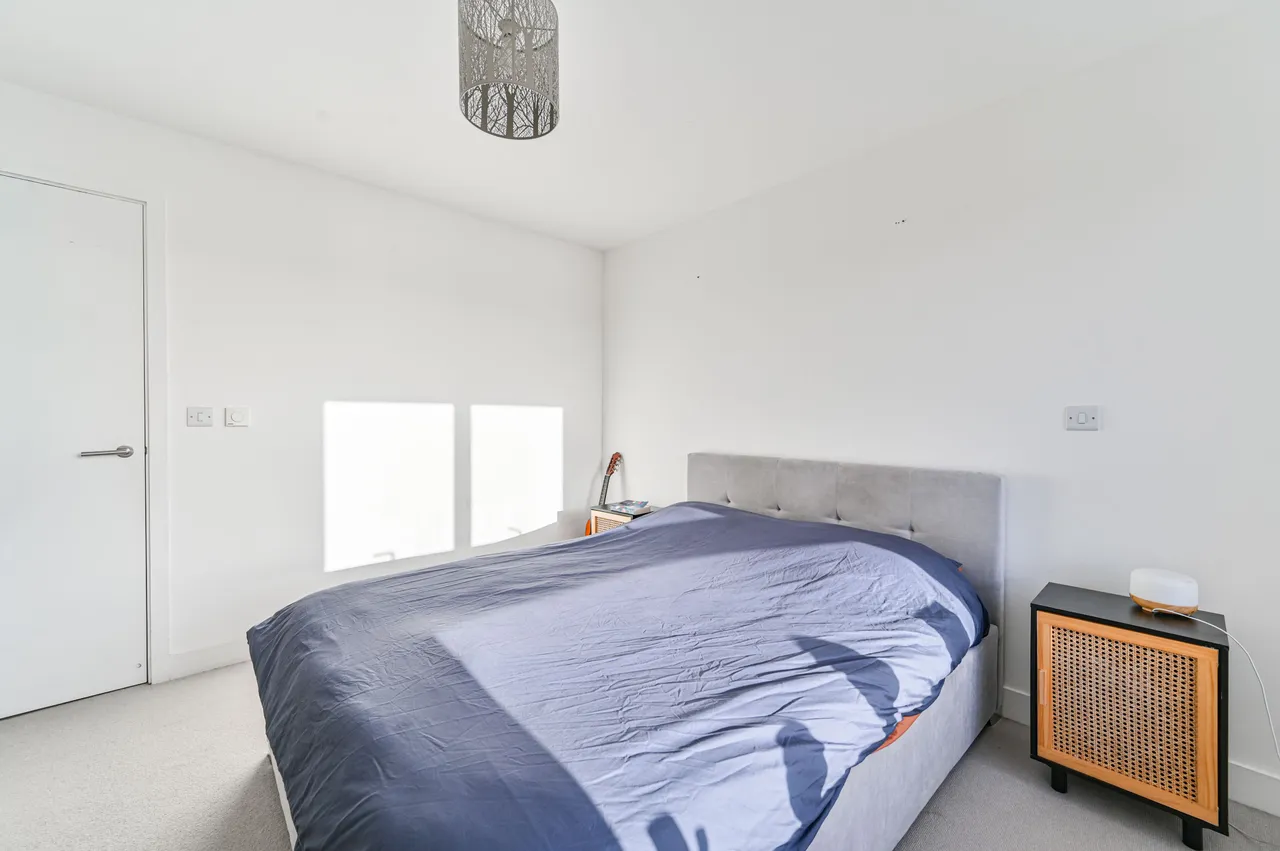 London, SE28, photo 12