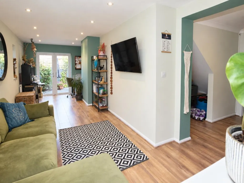 Holcot Road, Brixworth, photo 8