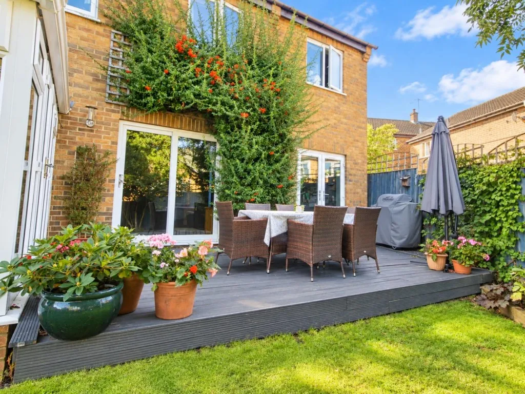 Holcot Road, Brixworth, photo 22