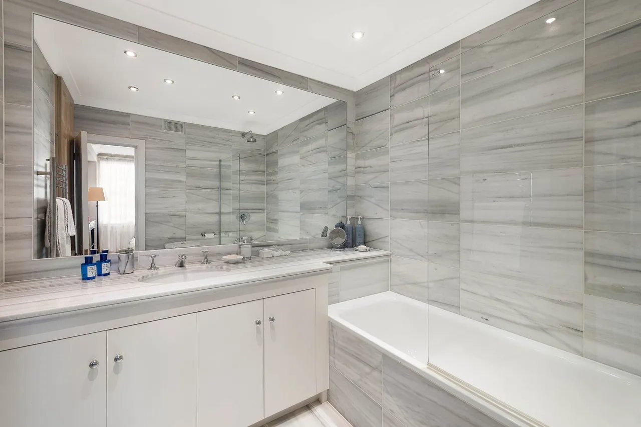 Upper Grosvenor Street, London, W1K 2NG, photo 6