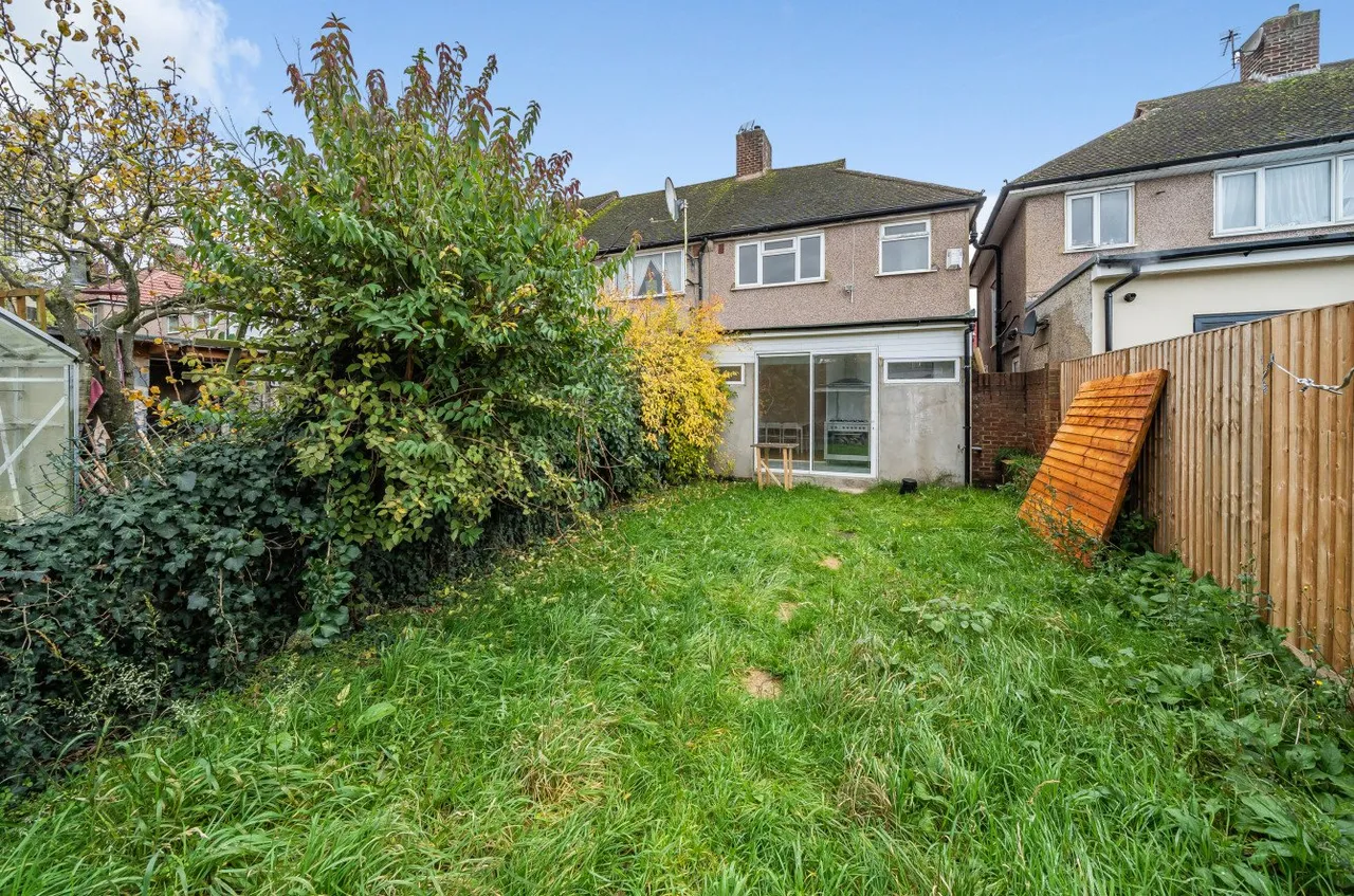 Longhill Road, Catford, SE6, photo 16