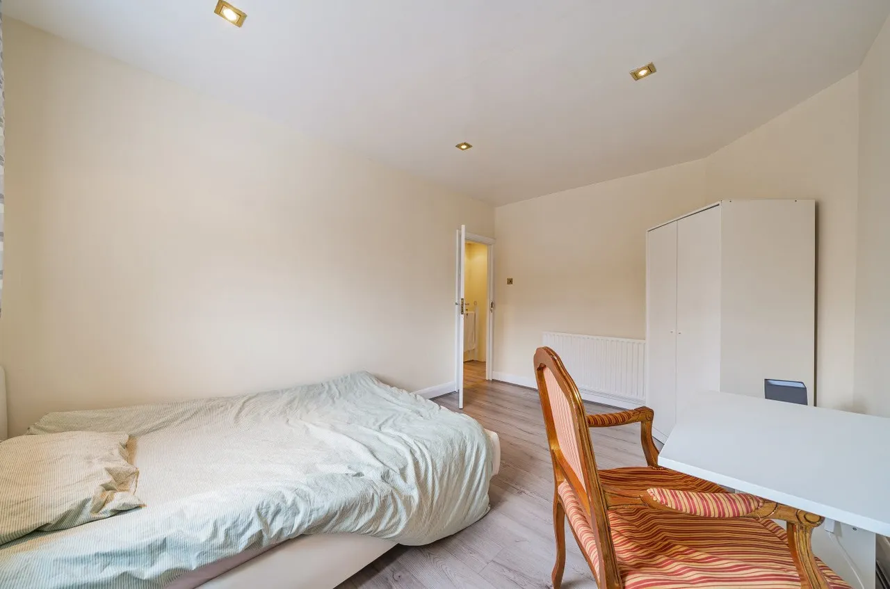 Longhill Road, Catford, SE6, photo 5