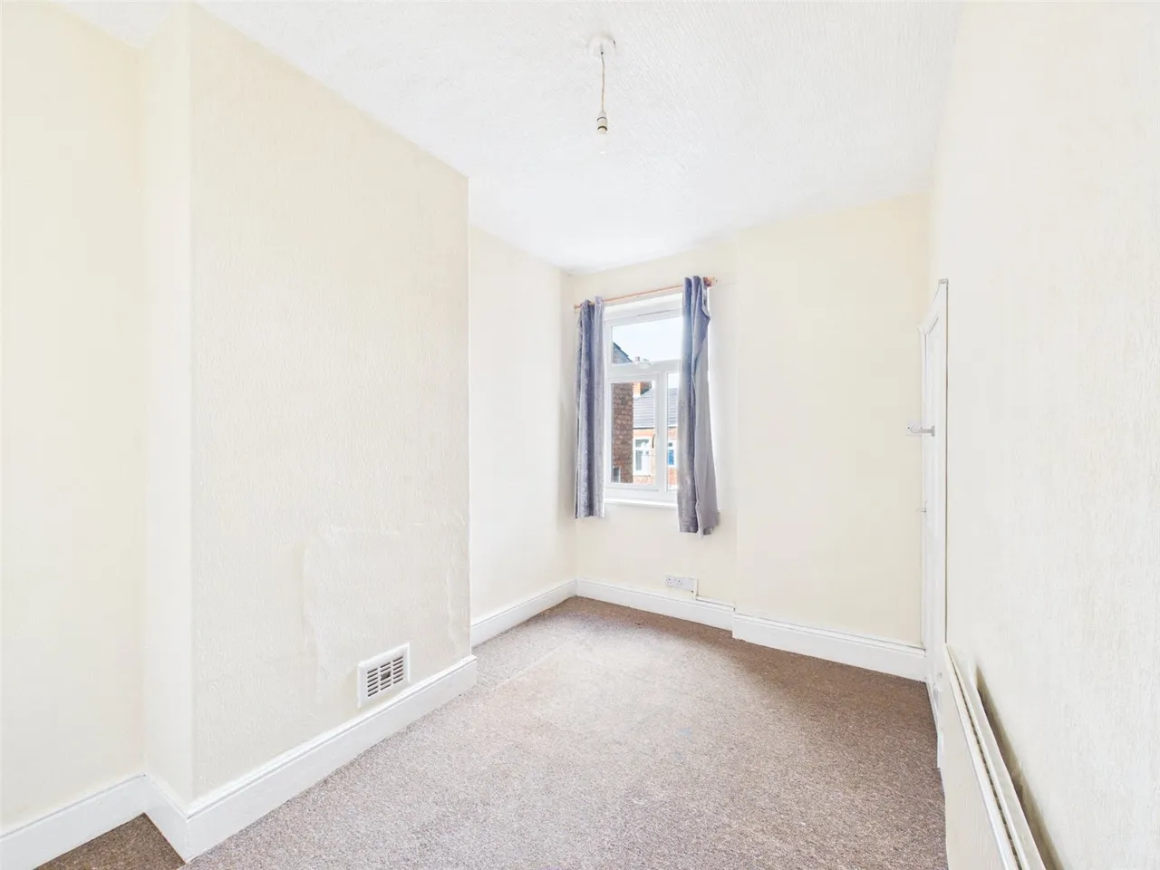 Longden Road, Longsight, M12, photo 6