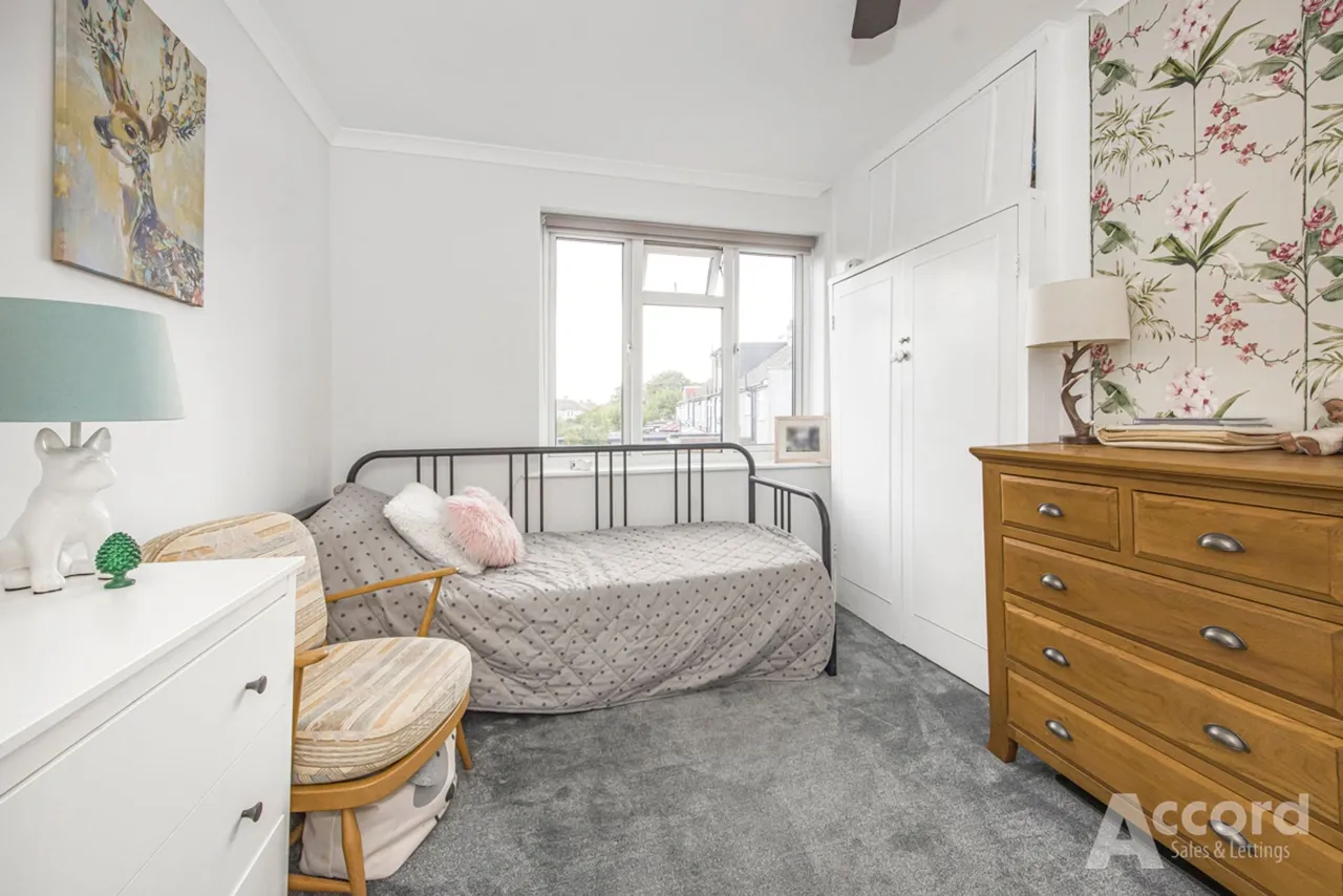 Seabrook Gardens, Romford, RM7, photo 31
