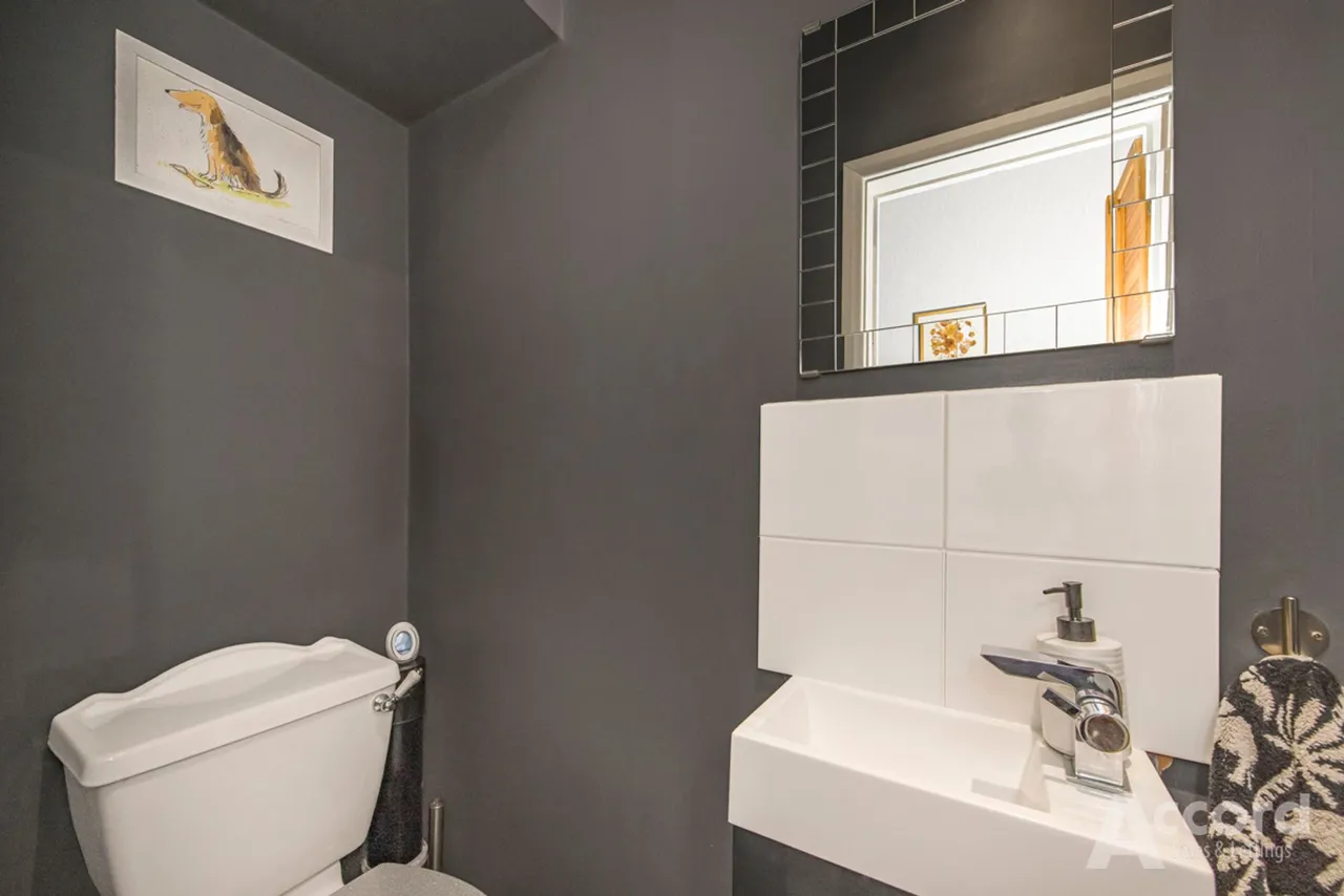 Seabrook Gardens, Romford, RM7, photo 10