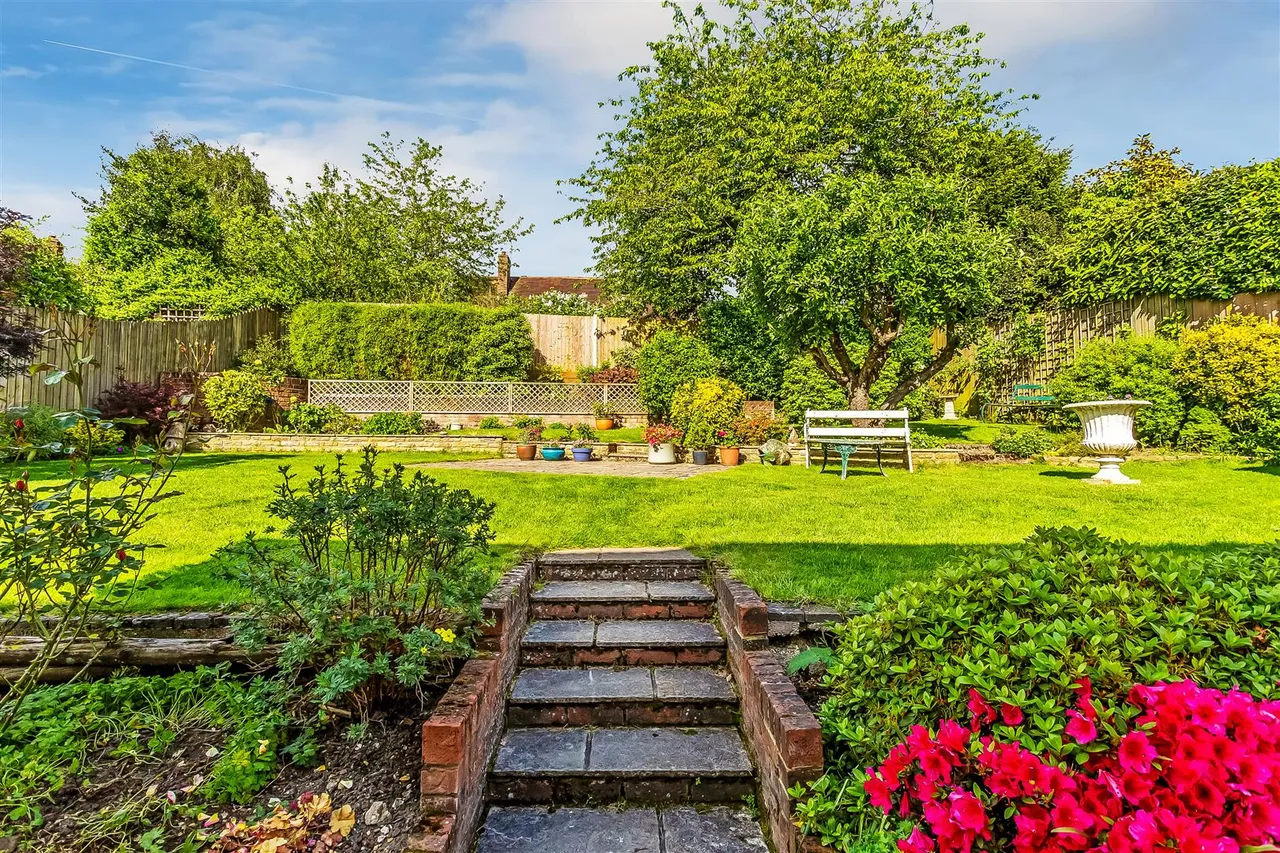 Gaywood Road, Ashtead, KT21, photo 20