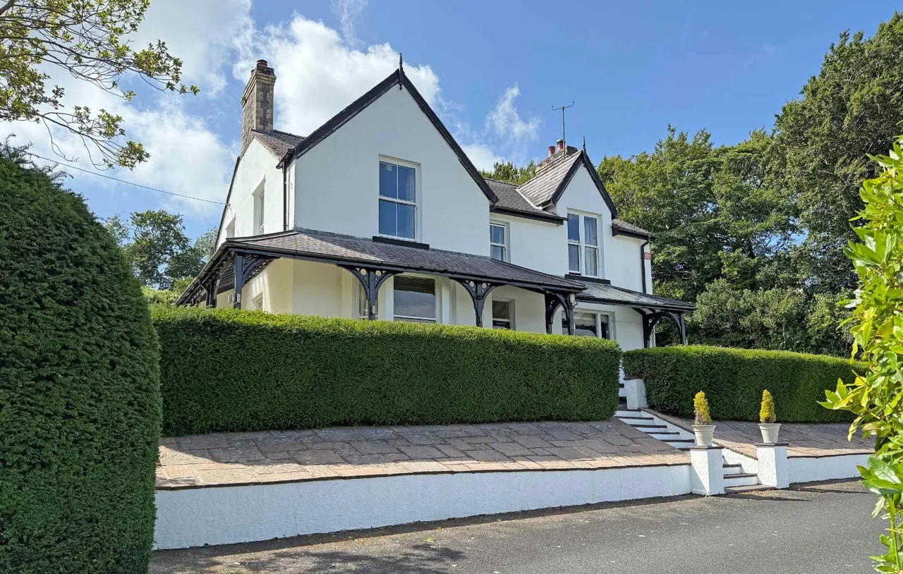 Glanhwfa Road, Llangefni, photo 38