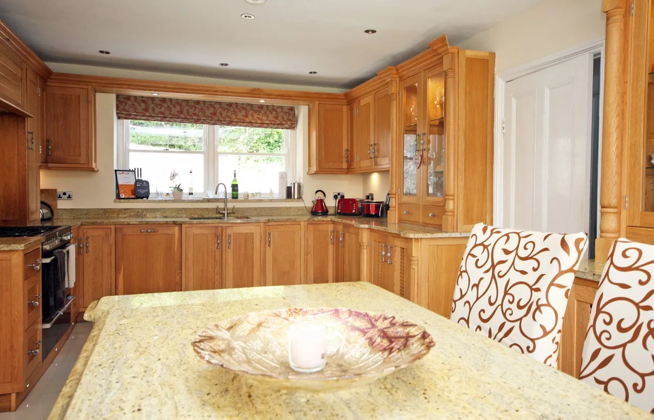 Glanhwfa Road, Llangefni, photo 34