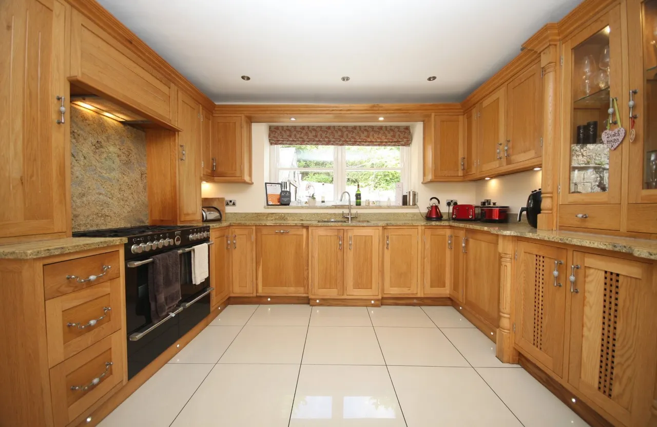 Glanhwfa Road, Llangefni, photo 4