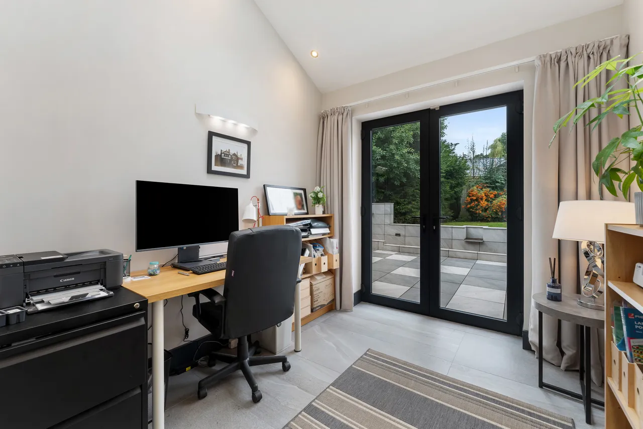 Old Hall Close, Higher Walton, WA4, photo 6
