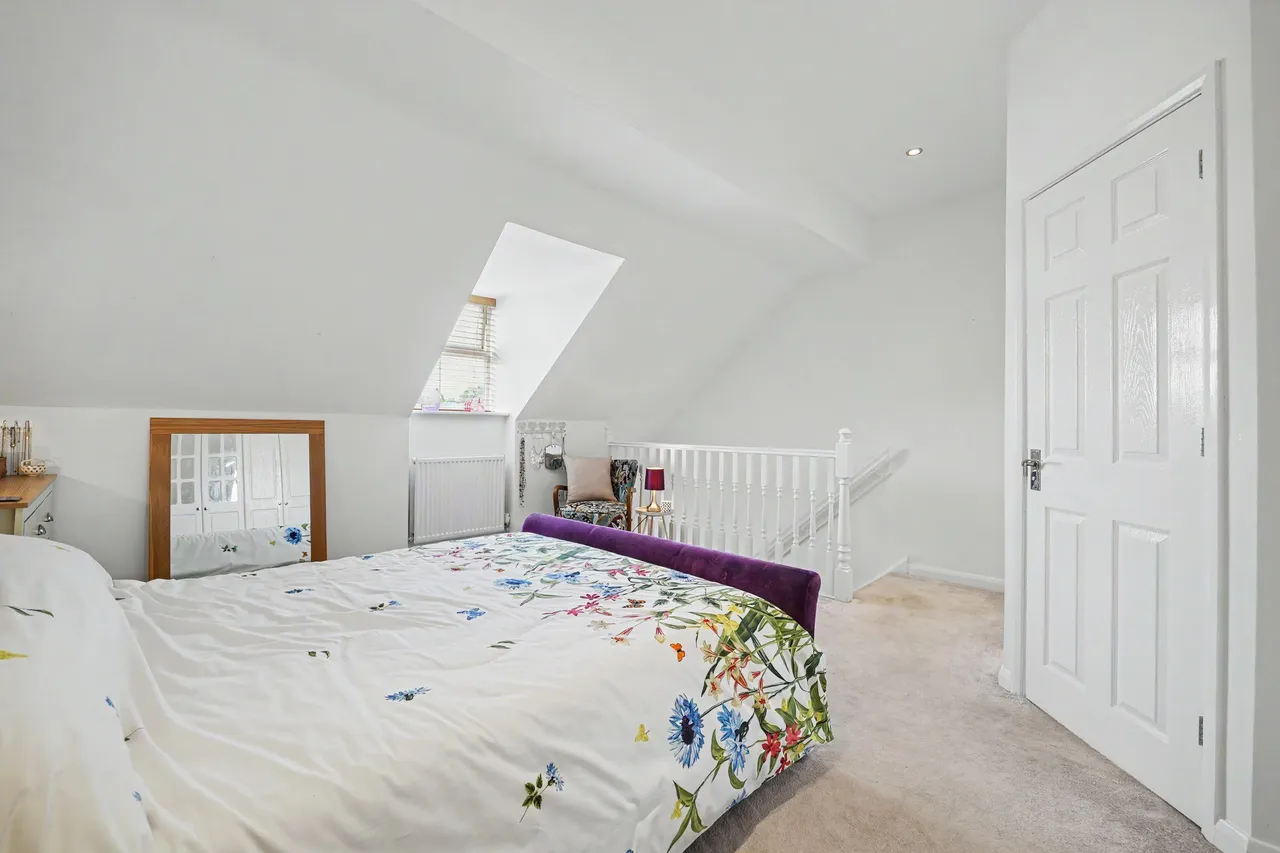 Weare Close, Billesdon, LE7, photo 8