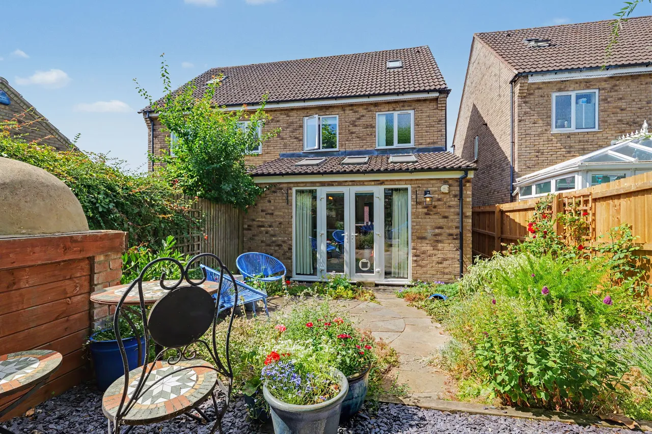 Weare Close, Billesdon, LE7, photo 18