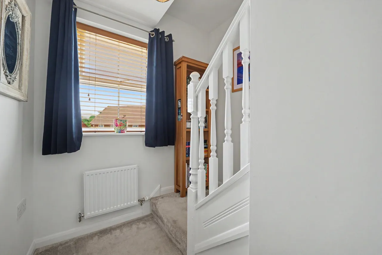 Weare Close, Billesdon, LE7, photo 15