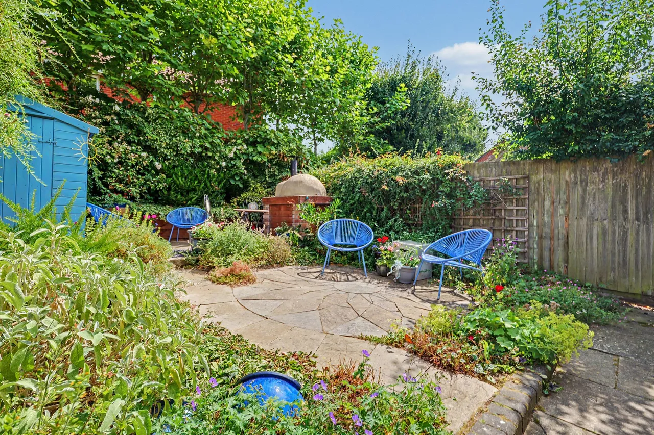 Weare Close, Billesdon, LE7, photo 17